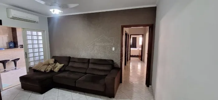 Venda de Casas / Padrão na cidade de Araraquara