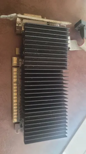 VENDA RÁPIDA - GT 610 1GB