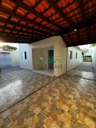 Casa com 3 dormitórios à venda, 124 m² por R$ 450.000,00 - Vila Geny - Lorena/SP