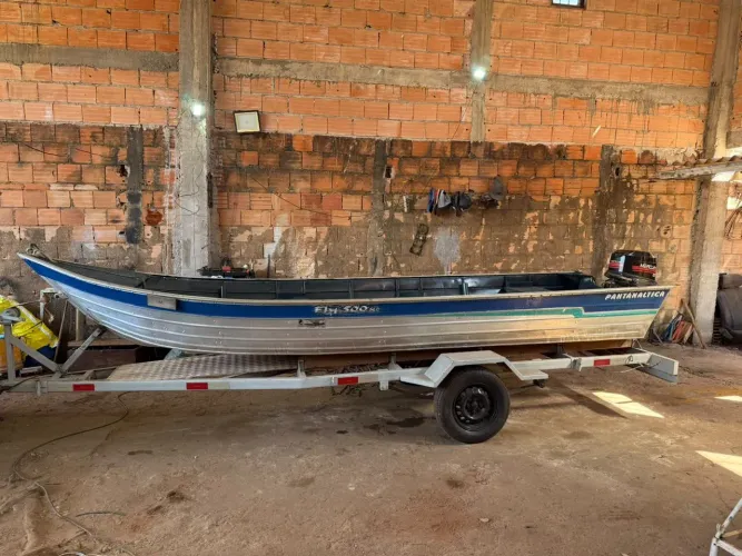 Canoa motor 25hp carretinha