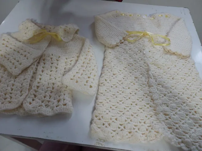 Conjunto bebê  em crochê feito a mão 