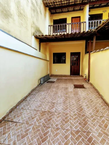 Casas duplex com localização privilegiada na Trindade