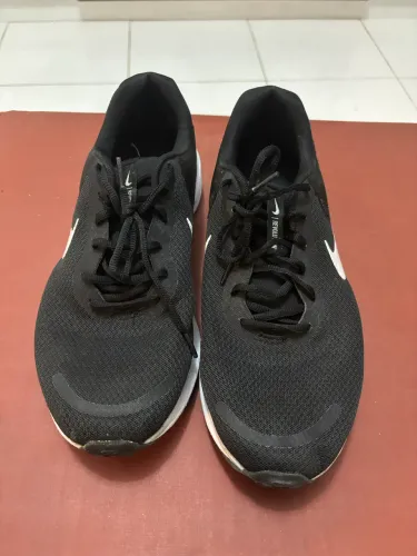 Tênis Nike tamanho 43