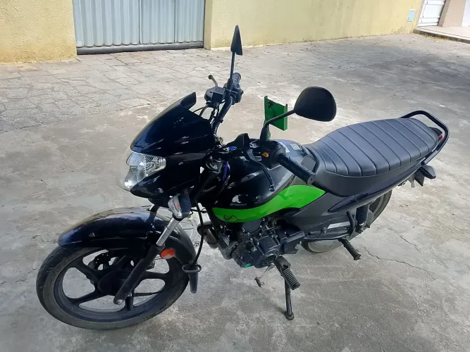 Moto por 5,000