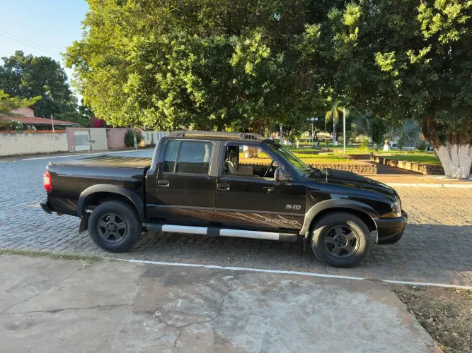 Chevrolet S10 Pick-up Rodeio 2.8 TDI 4X2 CD Dies. 2011