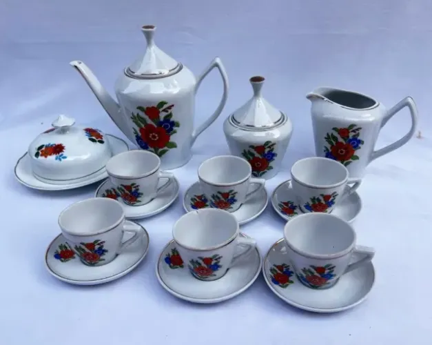 Jogo de chá de porcelana