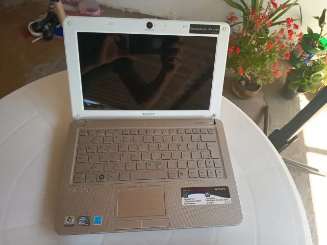 Troco esse netbook em um tablet/Kindle