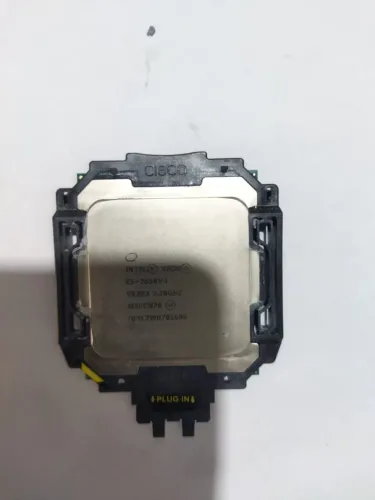 Processador Intel Xeon E5-2650 v4 - 12 Núcleos / 24 Threads
