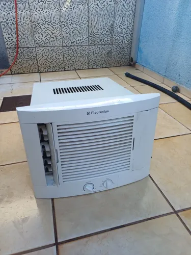 Ar condicionado de janela