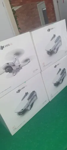 Drone DJI Mini 4K Fly More Combo (Sem tela) BR - NOVO (LACRADO)