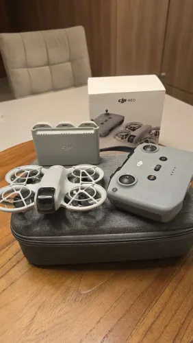 Drone DJI Neo Kit Fly More