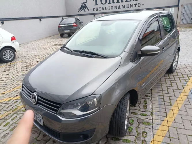 Volkswagen Fox 1.6 MI Total Flex 8V 5P 2012