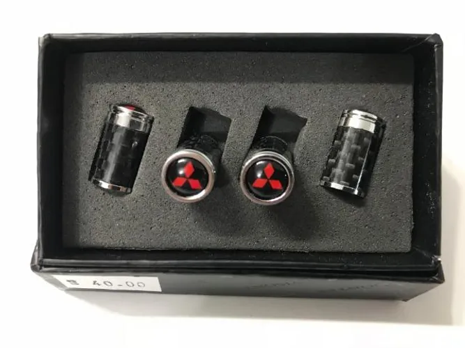 Bico De Válvula Carbono Tampa Pneu Mitsubishi