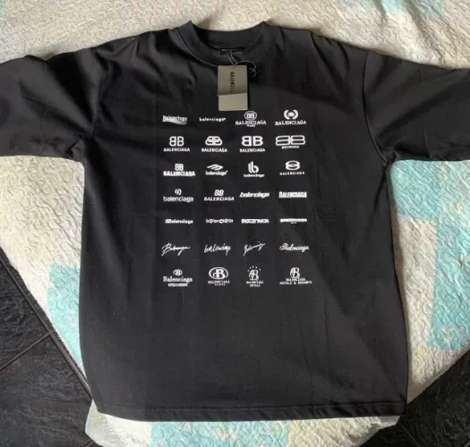 Camiseta Balenciaga Archives Logo Print