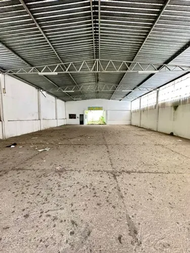 Galpão à venda, 4 vagas, Centro - Taubaté/SP