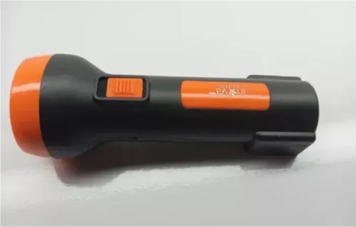 Lanterna De Mão Led Potente Profissional Acampamento Fazenda