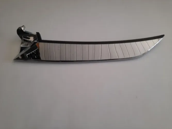 Friso do farol Honda City L/E 2020/2021 usado original