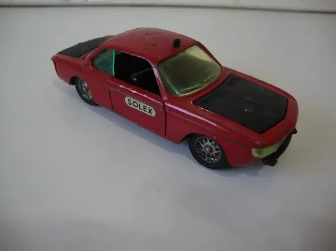 Miniatura Sólido Brasil Solex BMW 2000 CS.