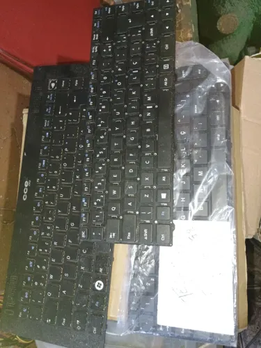 Teclados de notebooks diversos 