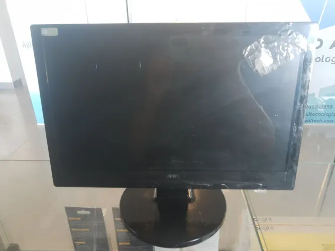 Monitor Aoc 16 polegadas