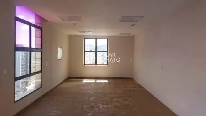 Santa Efigênia - Sala(s) para aluguel na Anuar Donato