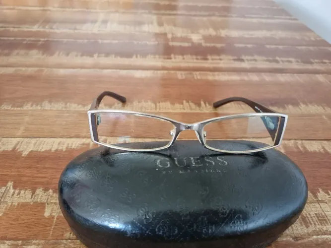 Óculos armação GUESS original, p/ perto