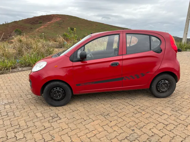 Chery QQ mais barato que moto 