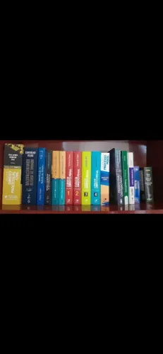 Vendo livros de direito