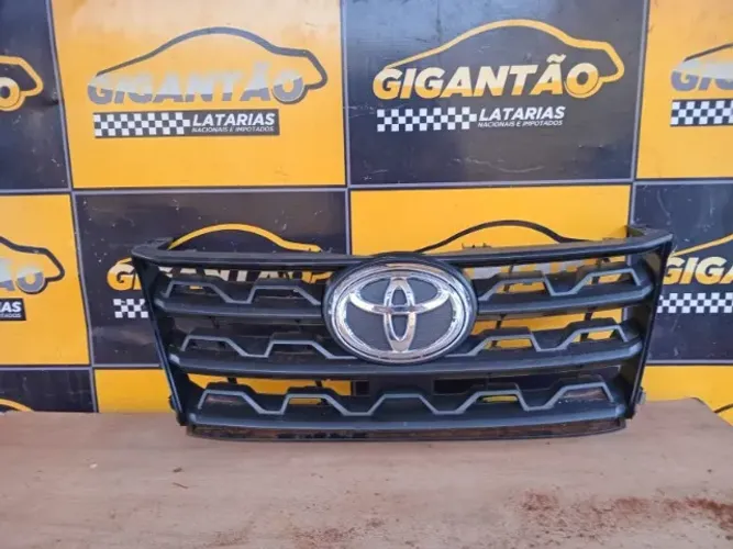 Grade Toyota sw4 2022 - usado, barato