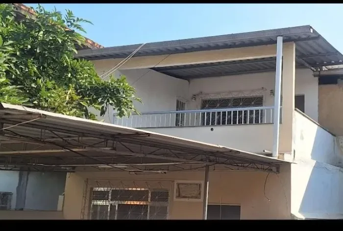 Alugo casa ampla 3 quartos em Duque de Caxias