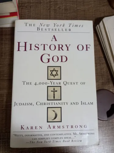 Livro A History of God - Karen Armstrong