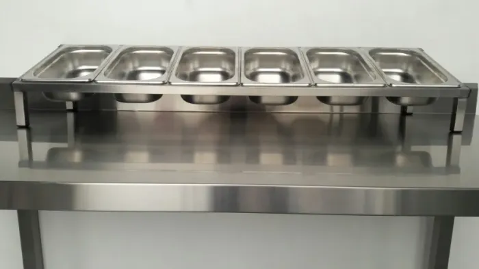 Mesa em inox com condimentadora de bancada - temos diversos modelos