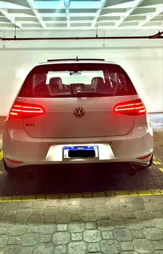 Volkswagen Golf GTI 2.0 TSI 220cv Aut. 2017