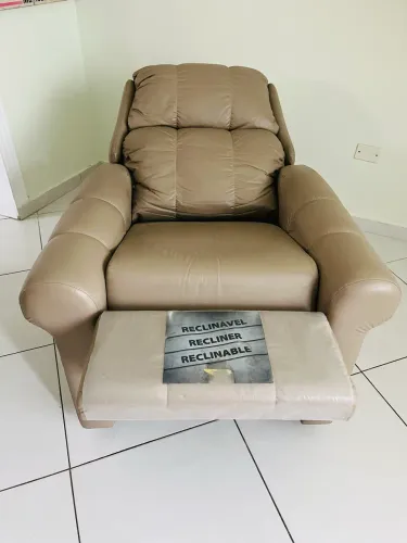 Poltrona Reclinável Herval Slim, manual, corino, cinza. 