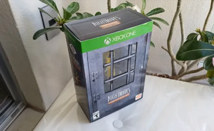 Jogo Little Nightmares Six Edition Xbox Completo Impecável 
