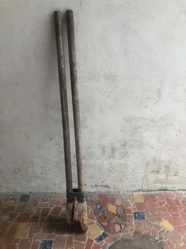 CAVADEIRA TIPO TIRA TERRA. 