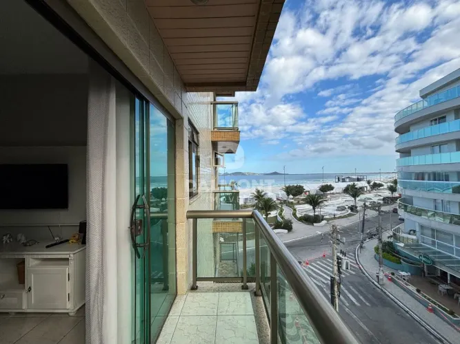 Centro - Cabo/RJ - Apto à Beira-Mar por R$ 890.000,00 - 3 quartos, suíte.