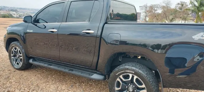 Toyota Hilux CD SRX 4X4 2.8 TDI 16V Diesel Aut. 2022