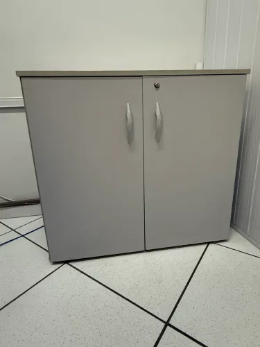 ARMÁRIO DUAS PORTAS