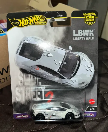 Hotwheels Premium Lamborghini Huracan