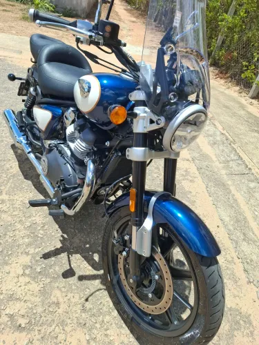 Super Meteor 650 com banco confort