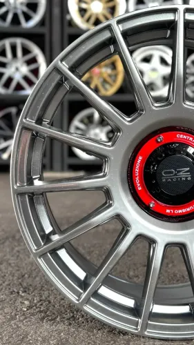 rodas OZ superturismo prata aro 18
