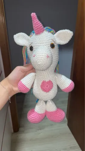 Amigurumi Unicórnio crochê