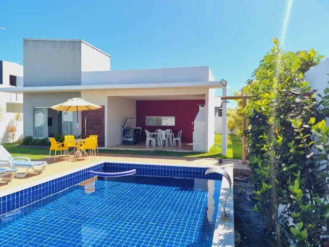DISPONÍVEL P/VENDA OU LOCAÇÃO ANUAL EM JACUIPE - COND. PARQUE DAS ÁRVORES