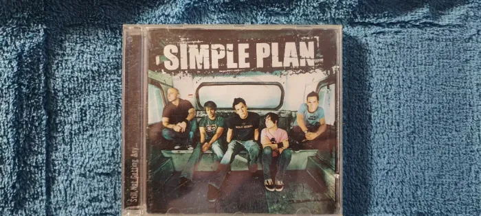 CD Simple Plan - Still Not Getting Any...