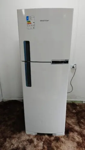 Geladeira Frost Free Semi Nova - Brastemp 