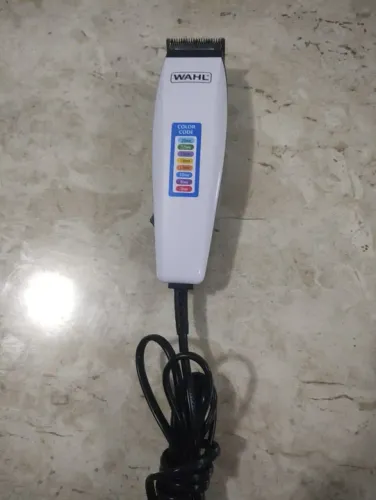 Máquina de cortar cabelo Wahl nova na caixa