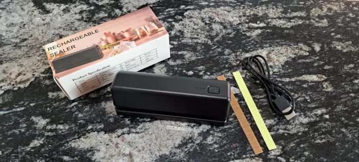 Mini seladora 10 cm recarregável 