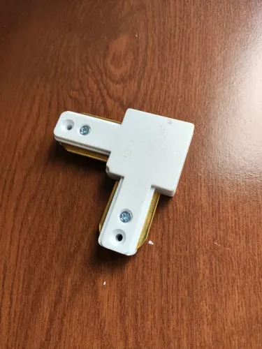 Conector para Trilho de Iluminação