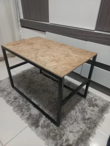 Mesa estilo industrial
